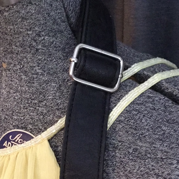 Red Sweater Retro Purse - Picture 4 of 6